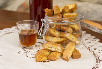 Cantucci - Ricette tipiche cortonesi | Cortonaweb