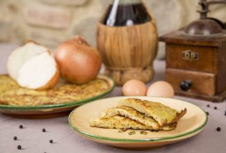 Frittata di cipolle - Ricette tipiche cortonesi | Cortonaweb