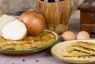 Frittata di cipolle - Ricette tipiche cortonesi | Cortonaweb