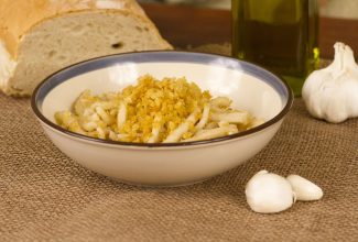 Pici alle biciole di pane - Ricette tipiche cortonesi | Cortonaweb