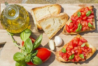 Bruschetta al pomodoro - Ricette tipiche cortonesi | Cortonaweb