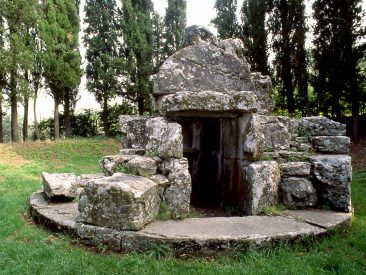 Tanella di Pitagora, Cortona - Storia della città | Cortonaweb